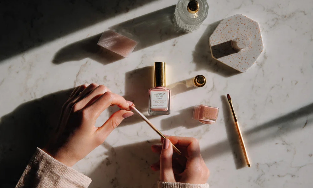 How to Get Cloud Dancer Nails: Salon vs. DIY