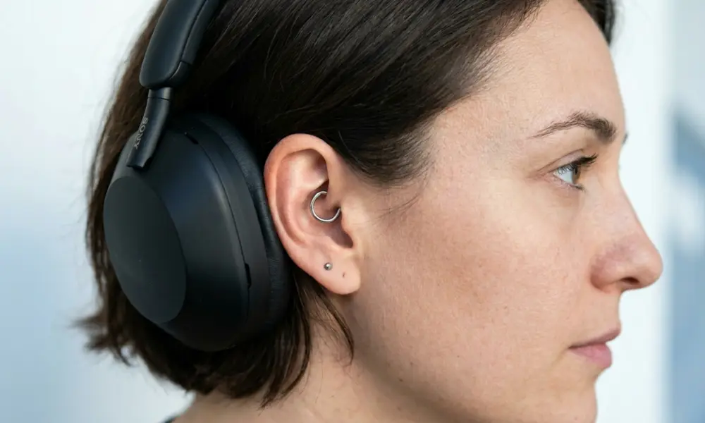 2026 Tech Compatibility: Headphones, Earbuds, and Your Daith