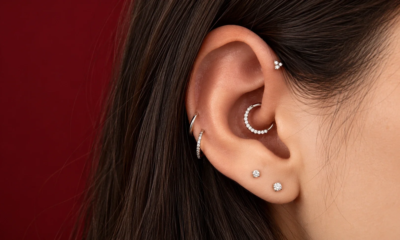 Daith Piercing vs. Conch: Placement and Aesthetic Guide